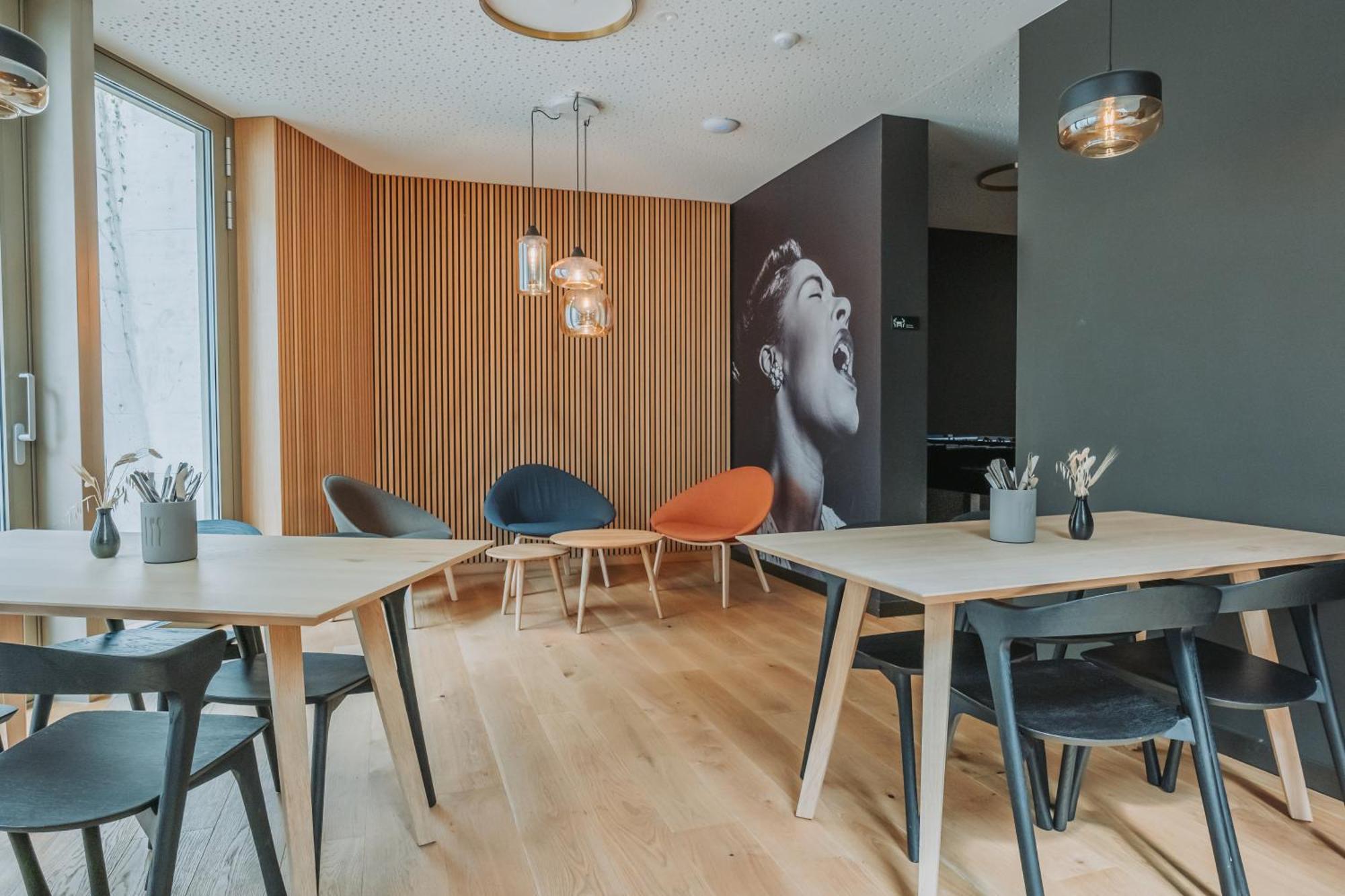 Montreux Youth Hostel Kültér fotó